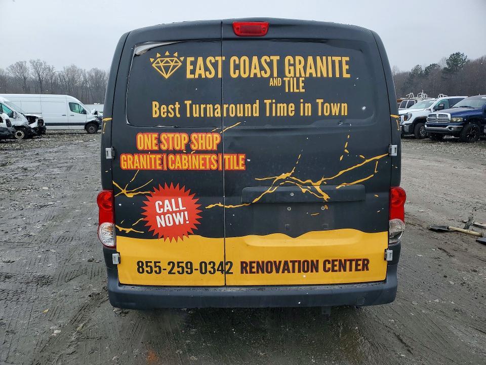 2014 Niss NV200 2.5S