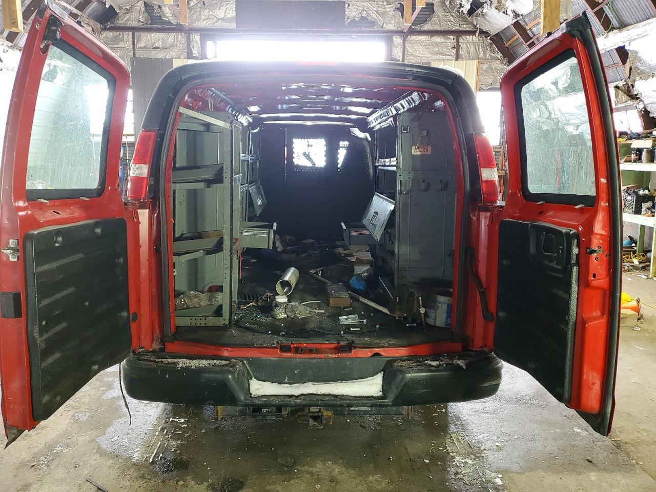 2022 GMC Savana 3500 Cargo Utility / Service Van