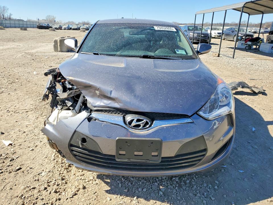 2016 Hyundai Veloster Base