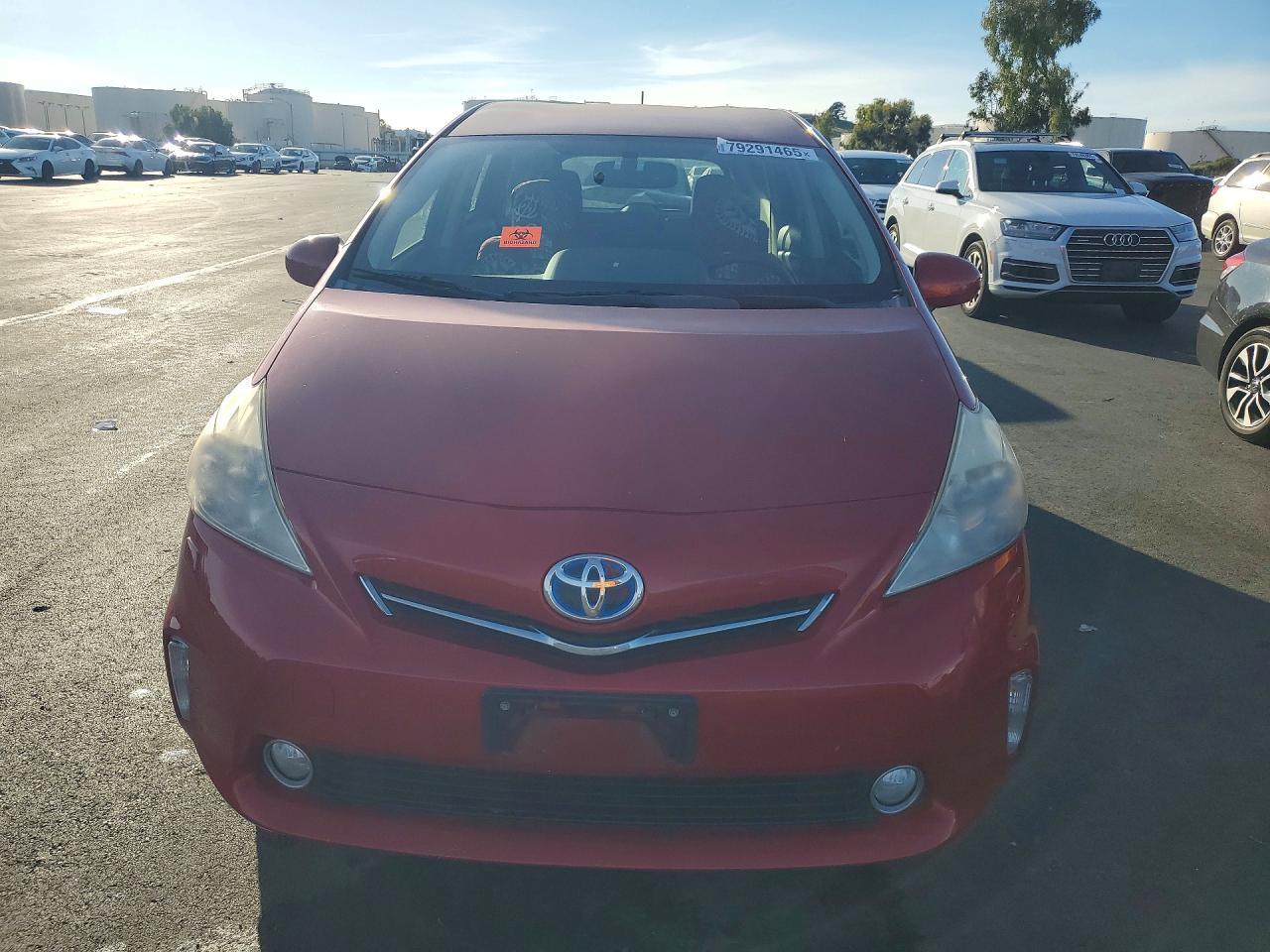 2013 Toyota Prius v Five