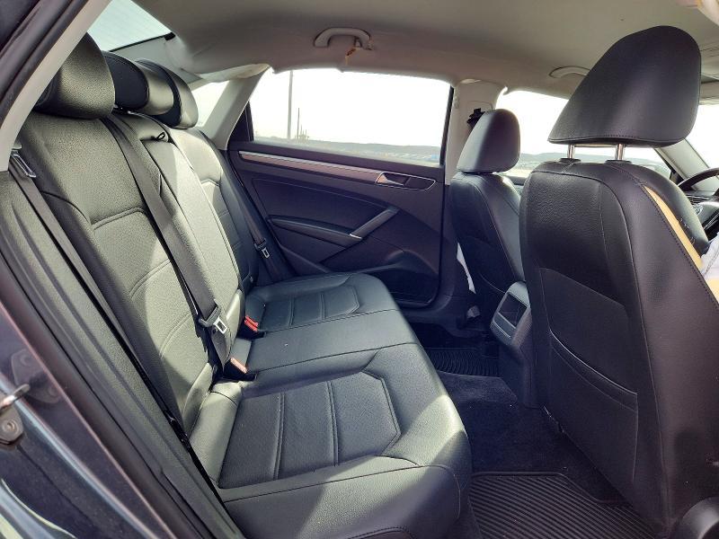 2018 Volkswagen Passat s