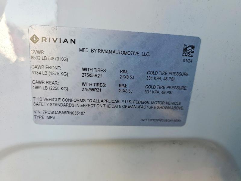 2024 Rivian R1S Adventure