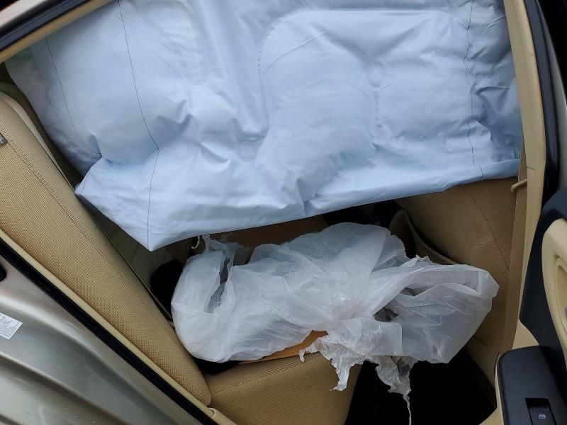 2015 Toyota Camry Hybrid