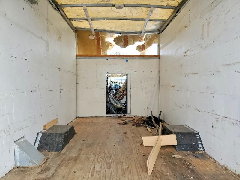 2016 Ford E350 Delivery Truck