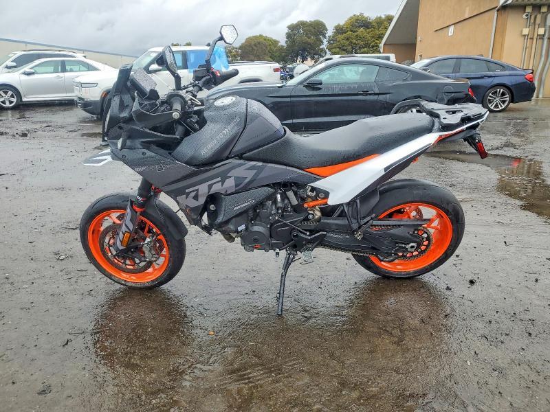 2024 KTM 890 Adventure