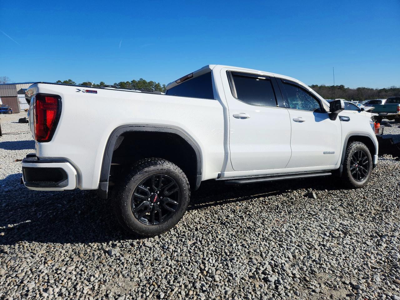 2024 GMC Sierra K1500 Elevation