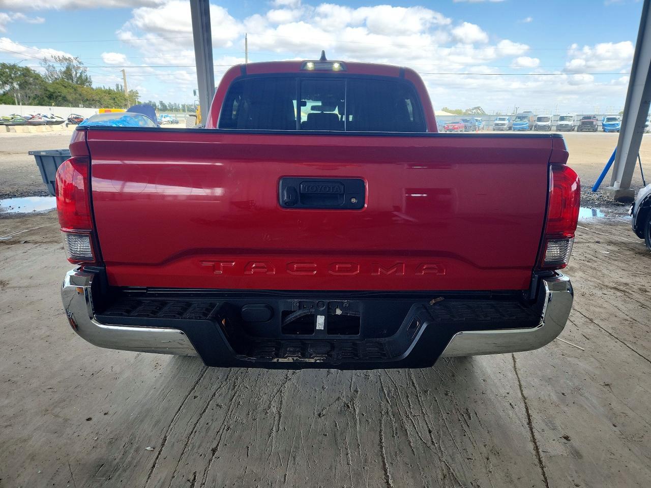 2022 Toyota Tacoma SR5