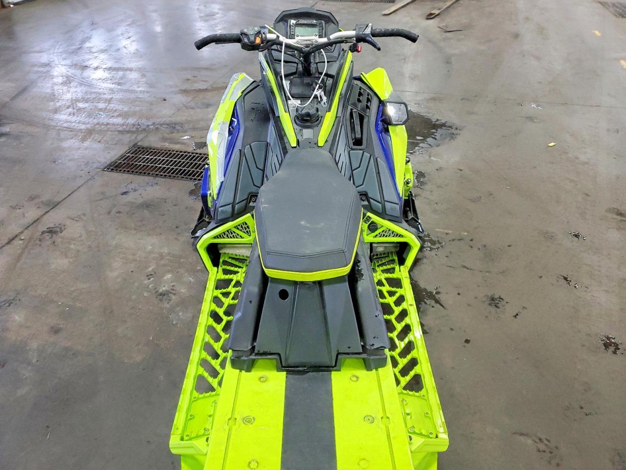 2023 Polaris Matryx VR1 850