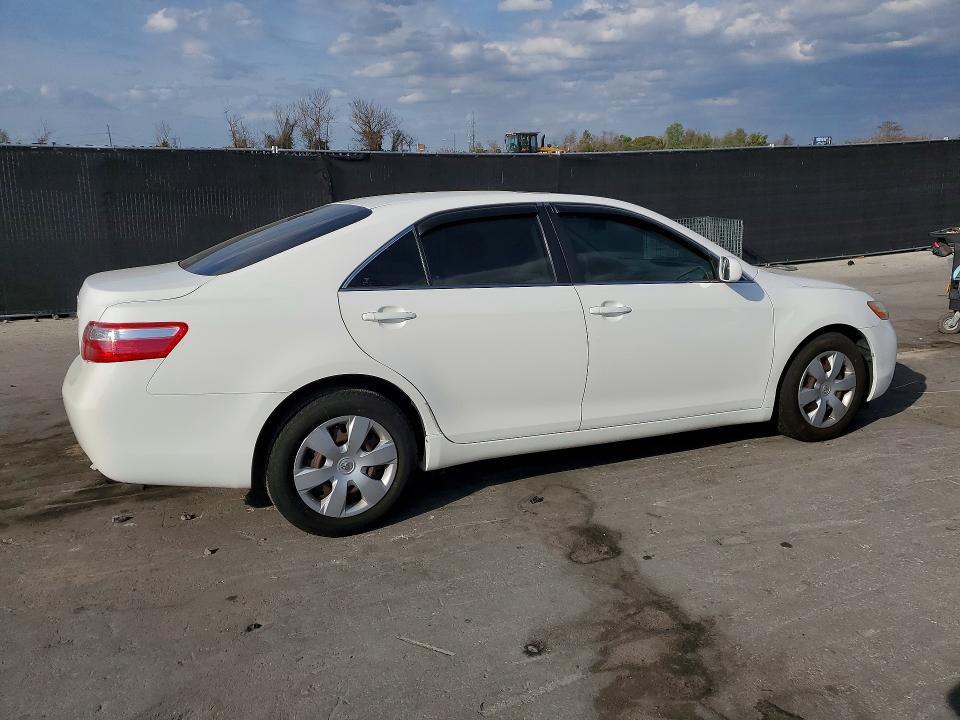 2008 Toyota Camry le