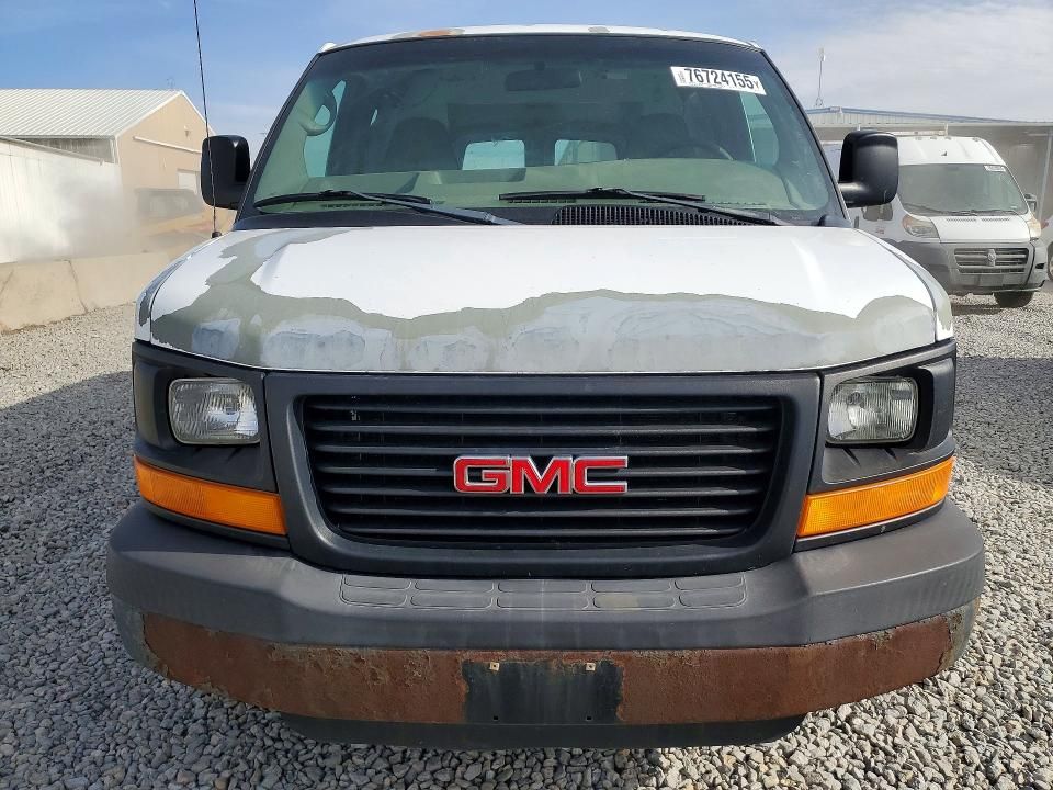 2005 GMC Savana G2500
