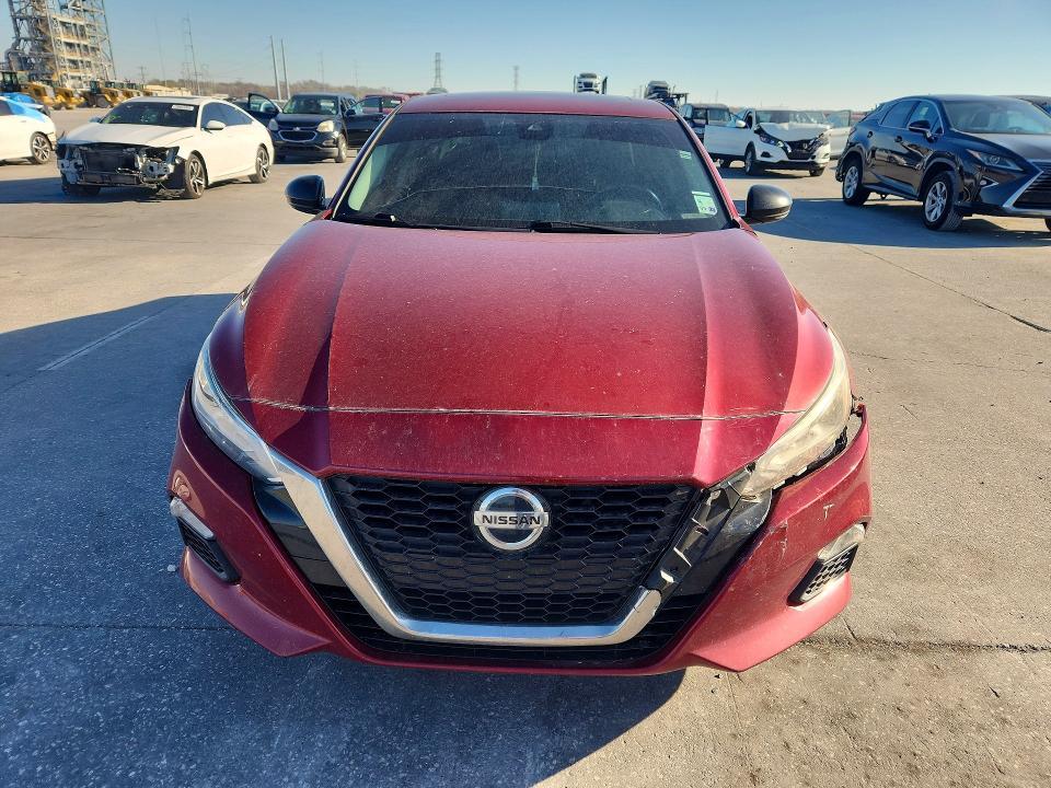 2021 Nissan Altima 2.5 sr
