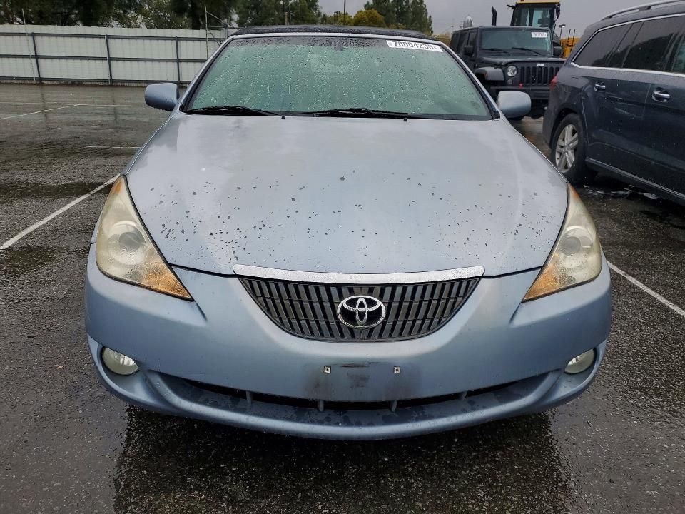 2004 Toyota Camry Solara se