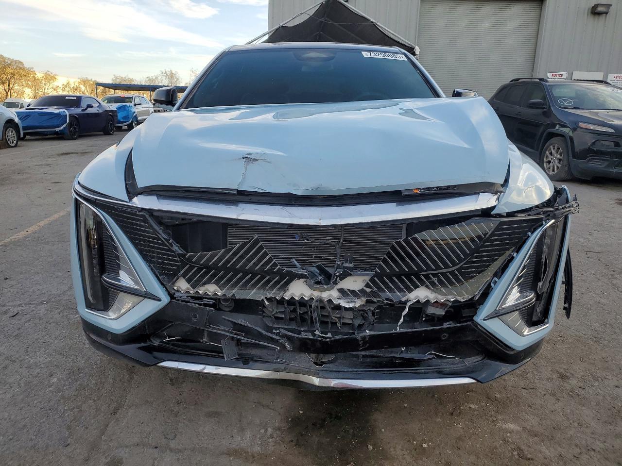 2024 Cadillac Lyriq Tech
