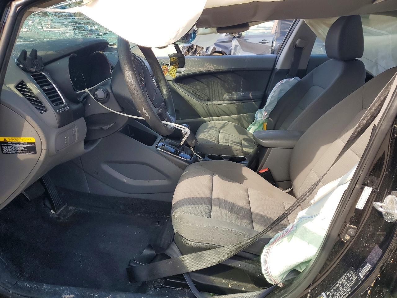 2017 KIA Forte lx