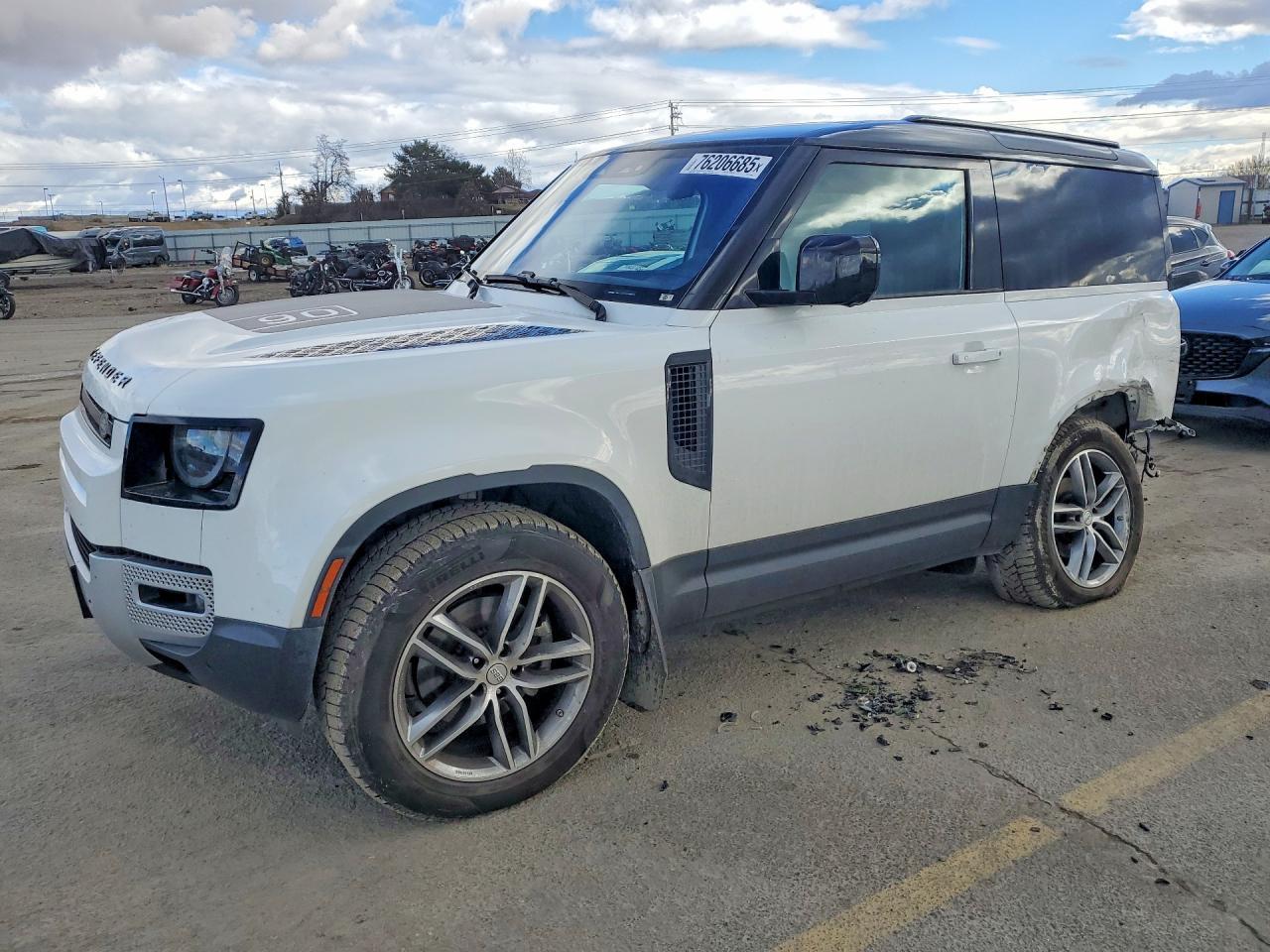 2021 Land Rover Defender 90 s
