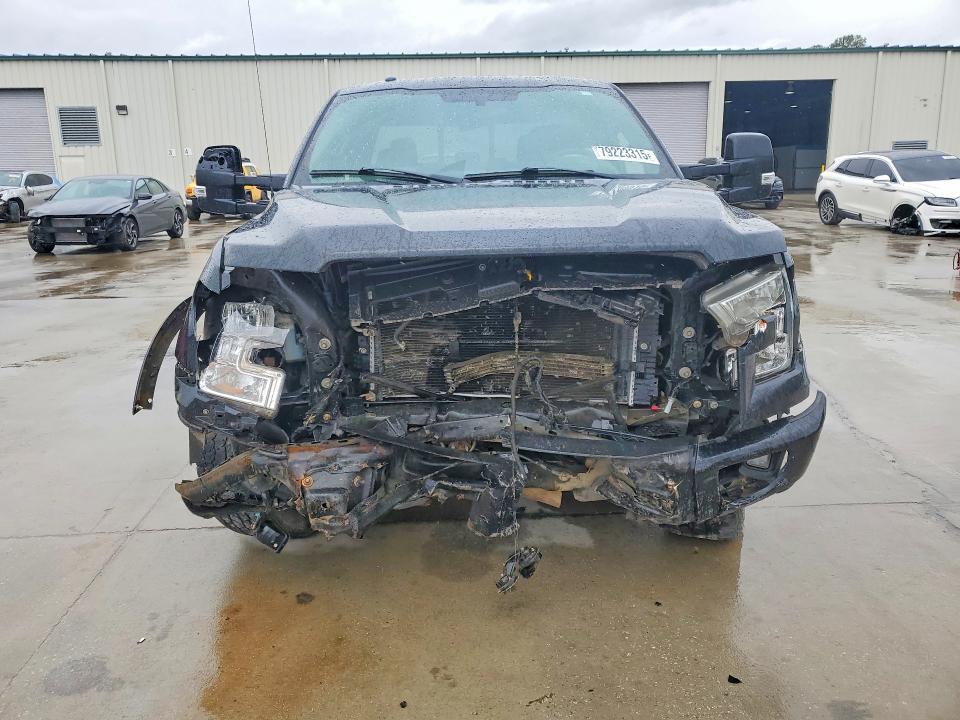 2015 Ford F150 Platinum