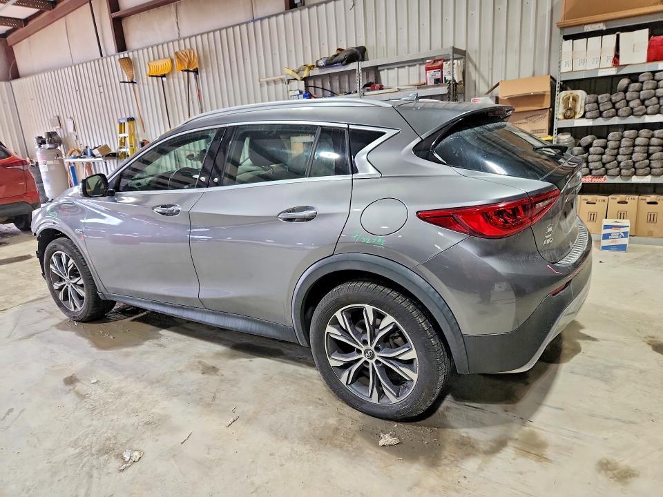 2017 Infiniti Qx30 Base
