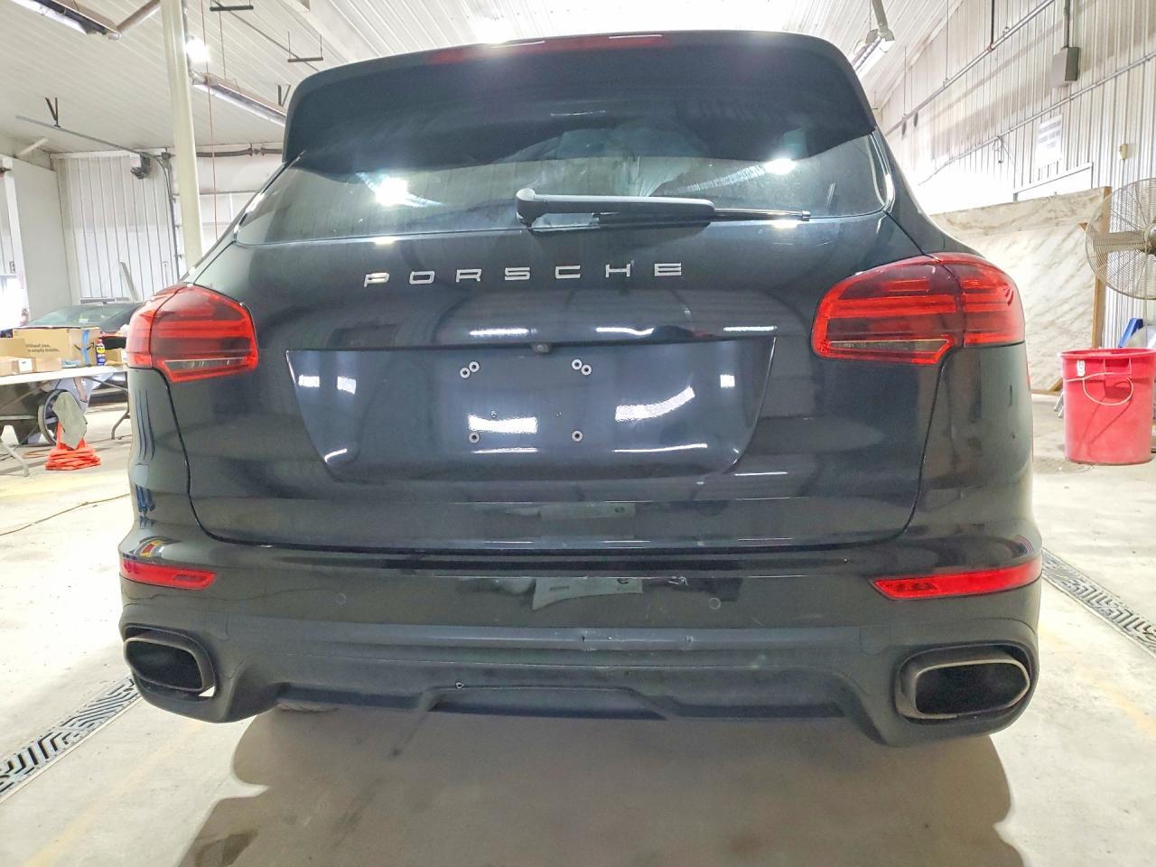 2016 Porsche Cayenne