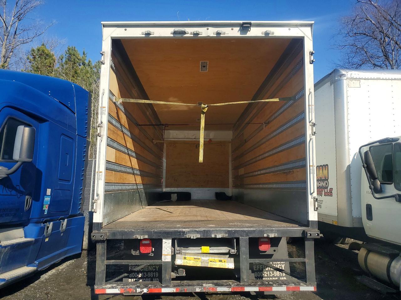 2024 Freightliner Business Class M2 BOX Truck