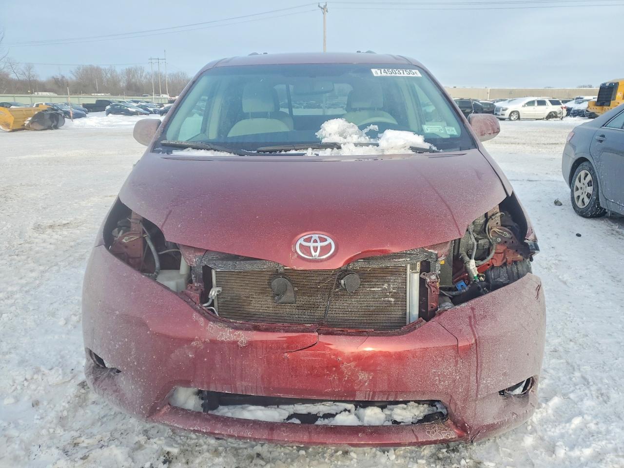 2013 Toyota Sienna le