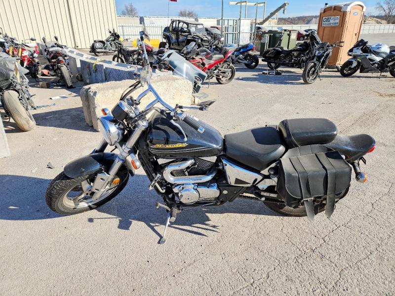 2002 Suzuki Vz800