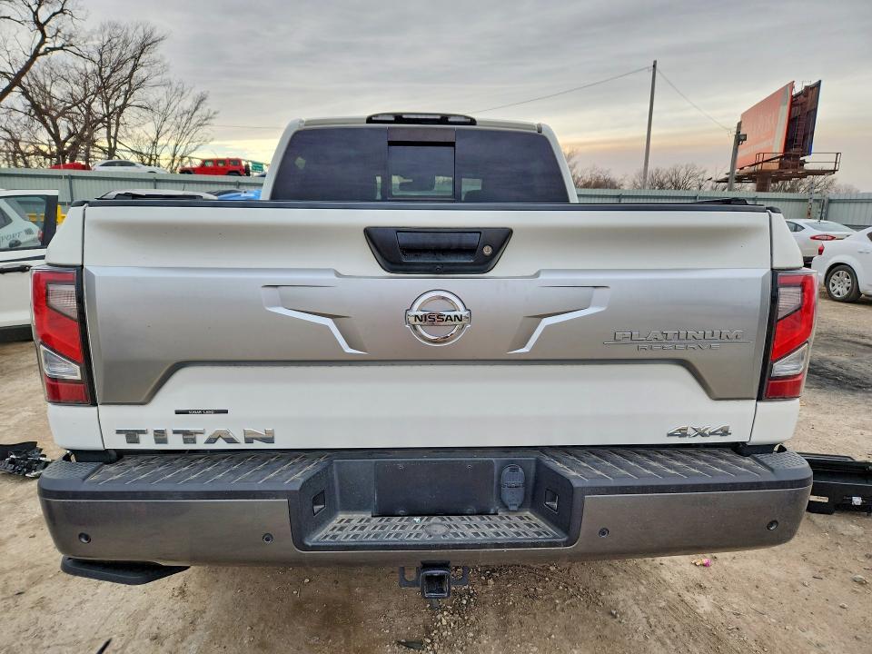2021 Nissan Titan Platinum Reserve