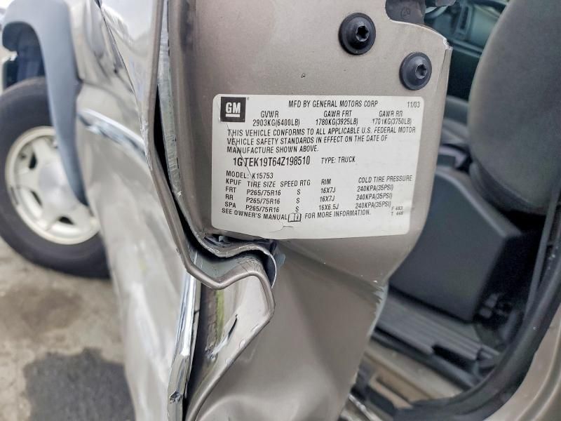 2004 GMC New Sierra K1500