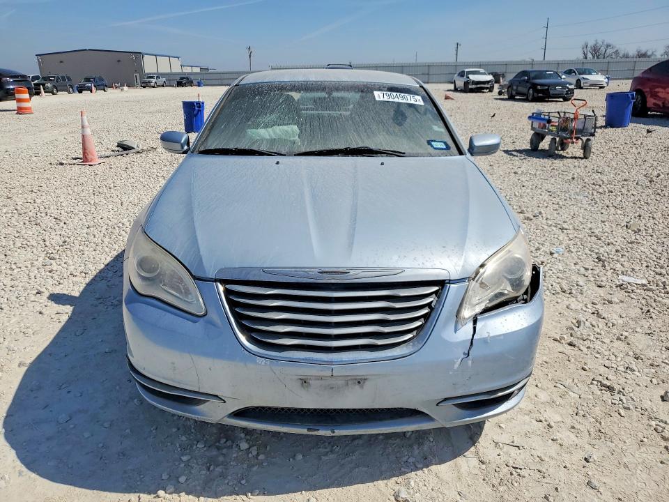 2014 Chrysler 200 lx