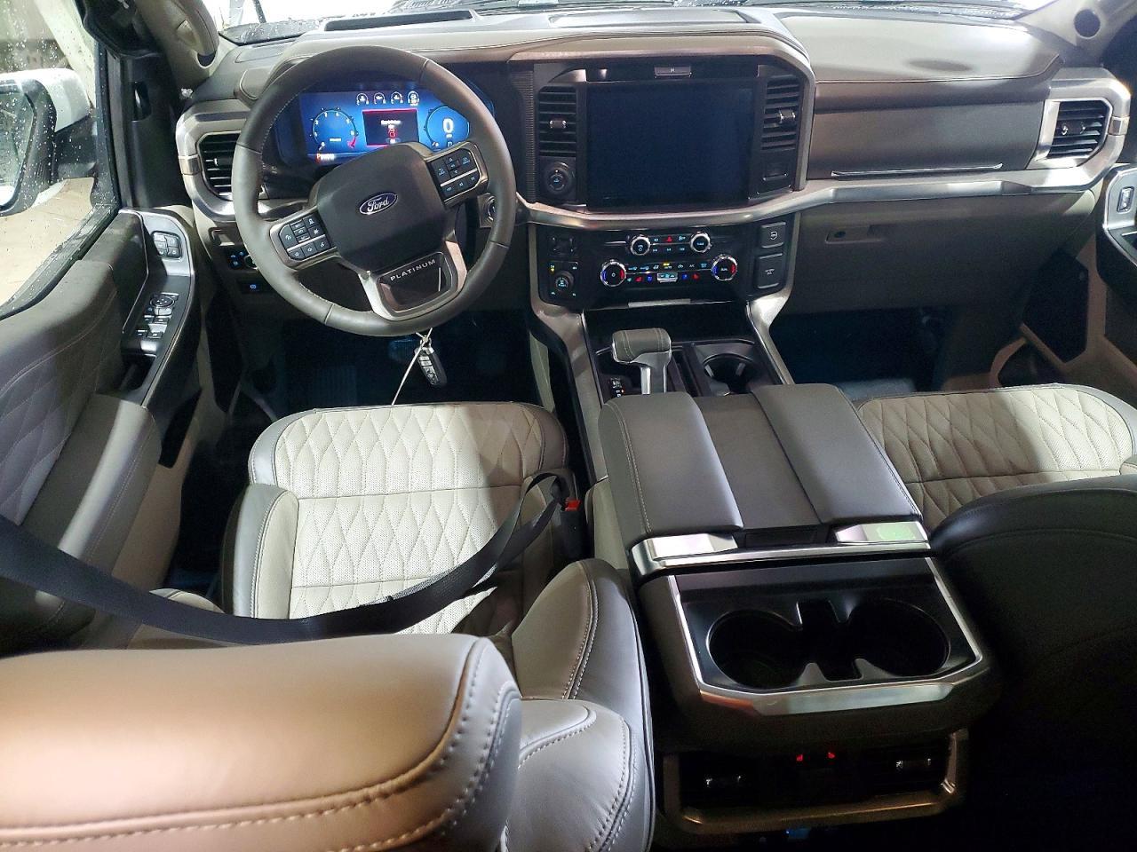 2025 Ford F150 Platinum