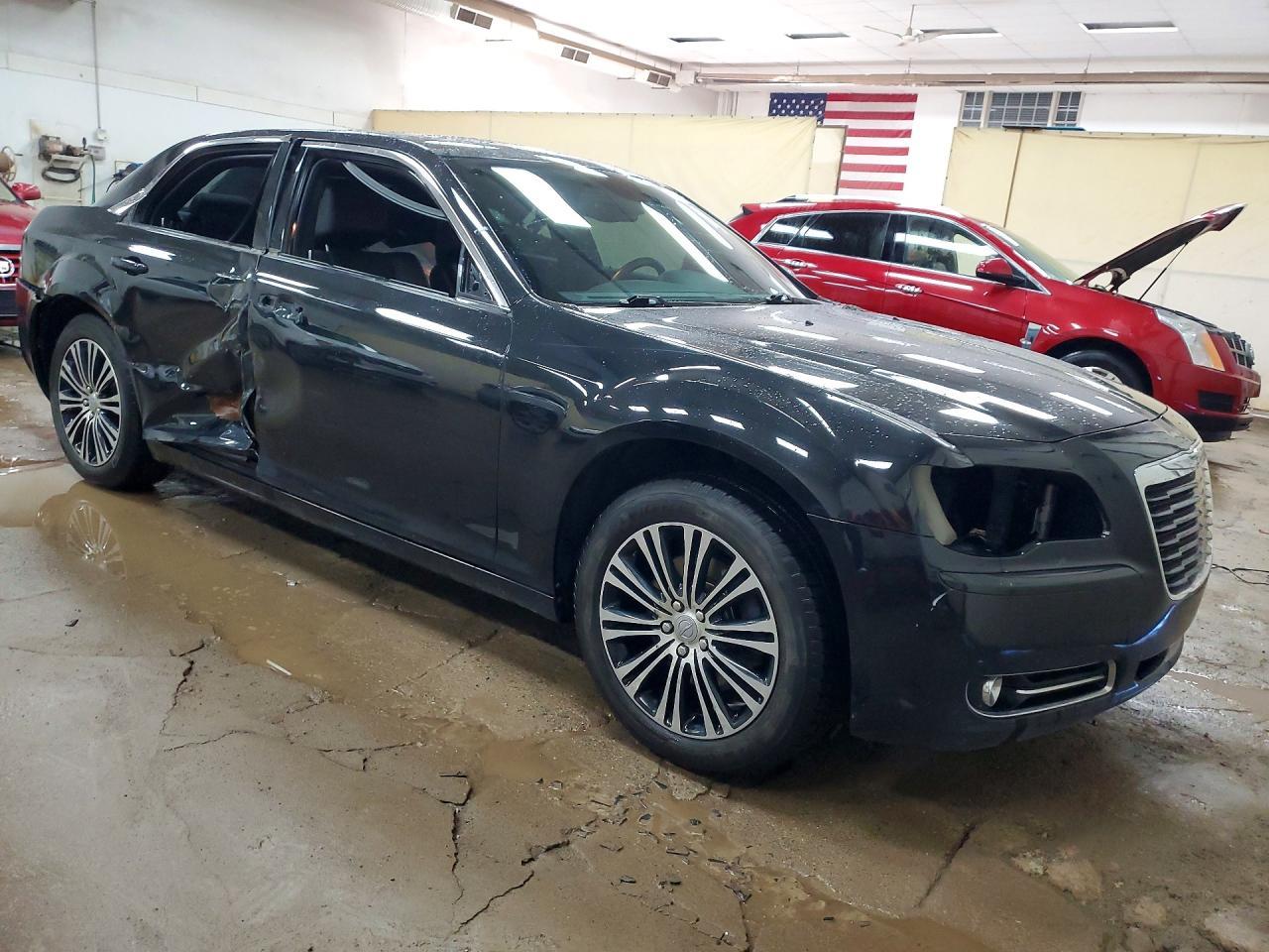2014 Chrysler 300 s