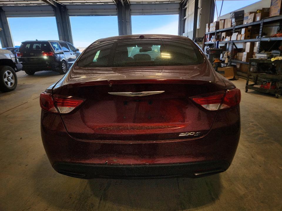 2015 Chrysler 200 s