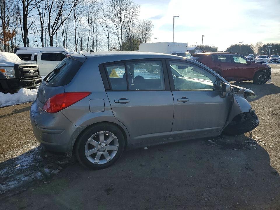 2012 Nissan Versa 1.8 s