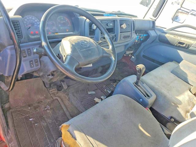 2008 Hino 258 268