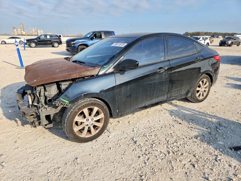 2013 Hyundai Accent gls