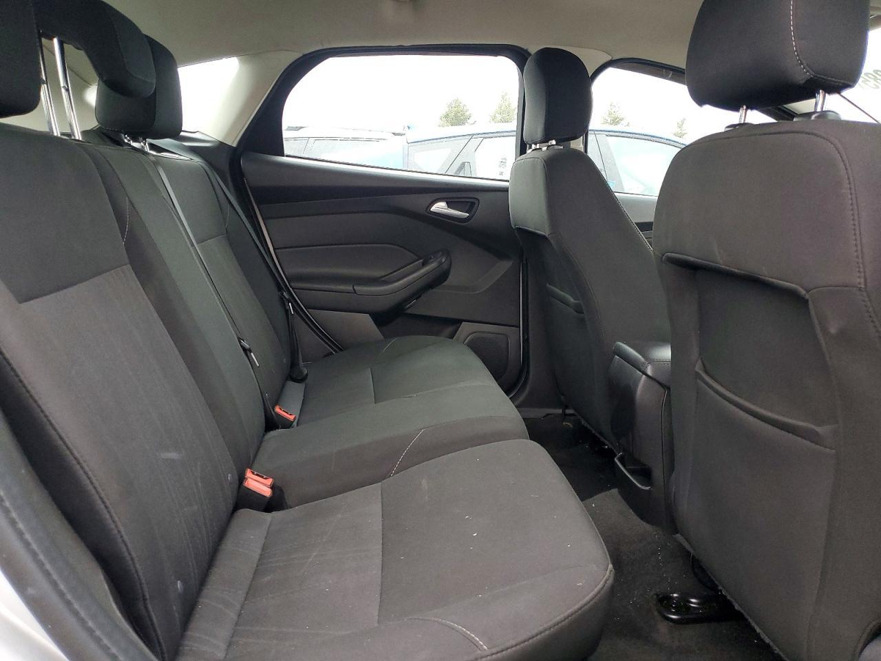 2017 Ford Focus se