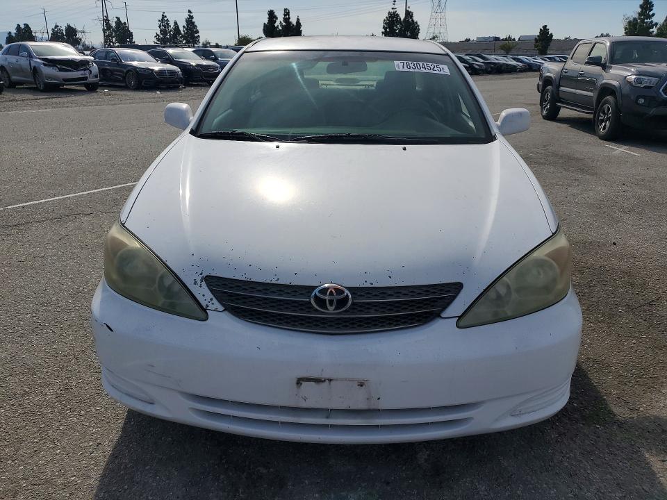 2003 Toyota Camry le