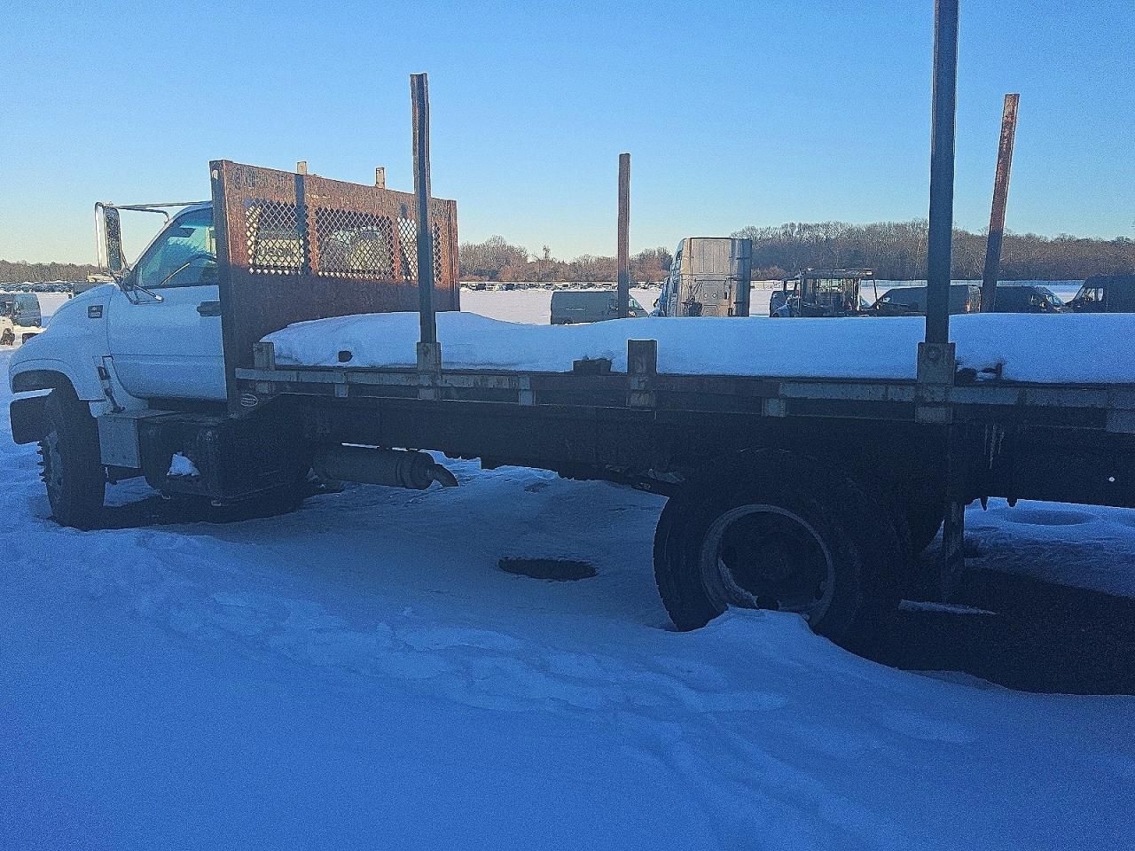 1999 Chevrolet C7500 Flatbed Truck