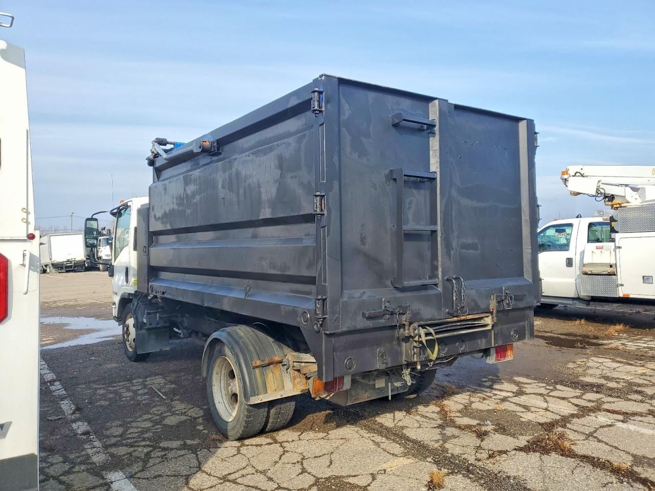 2015 Isuzu NPR HD Refuse Truck