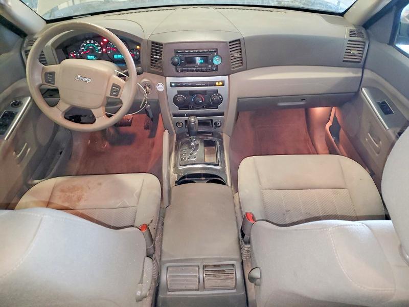 2005 Jeep Grand Cherokee Laredo