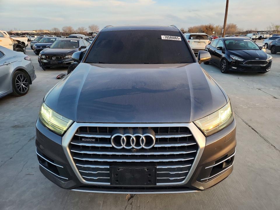 2019 Audi Q7 Prestige