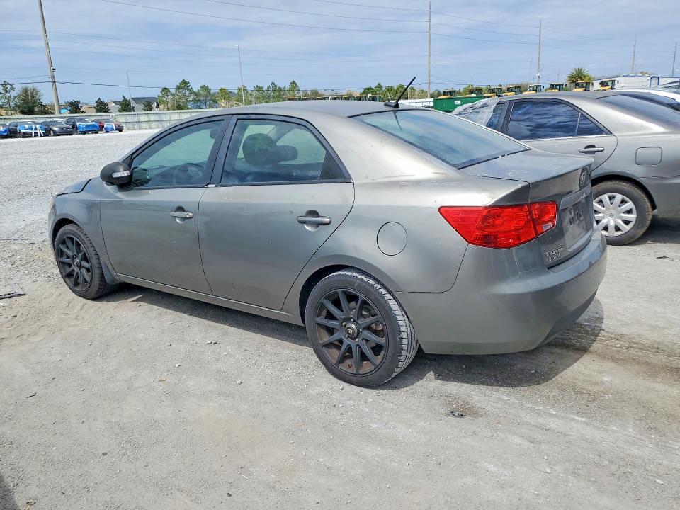 2010 KIA Forte sx