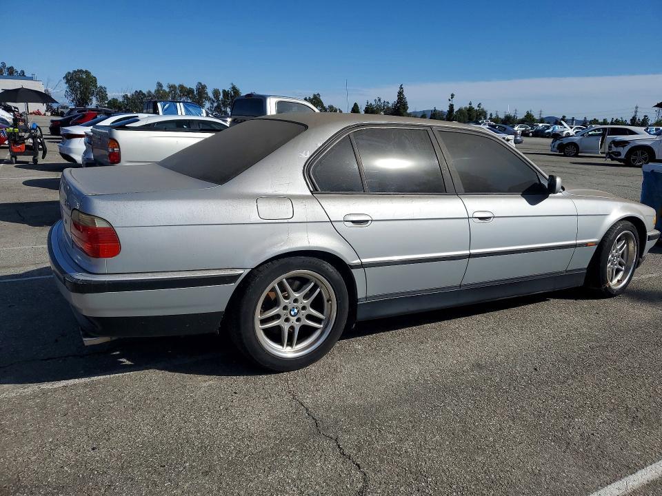 2000 BMW 740 i Automatic
