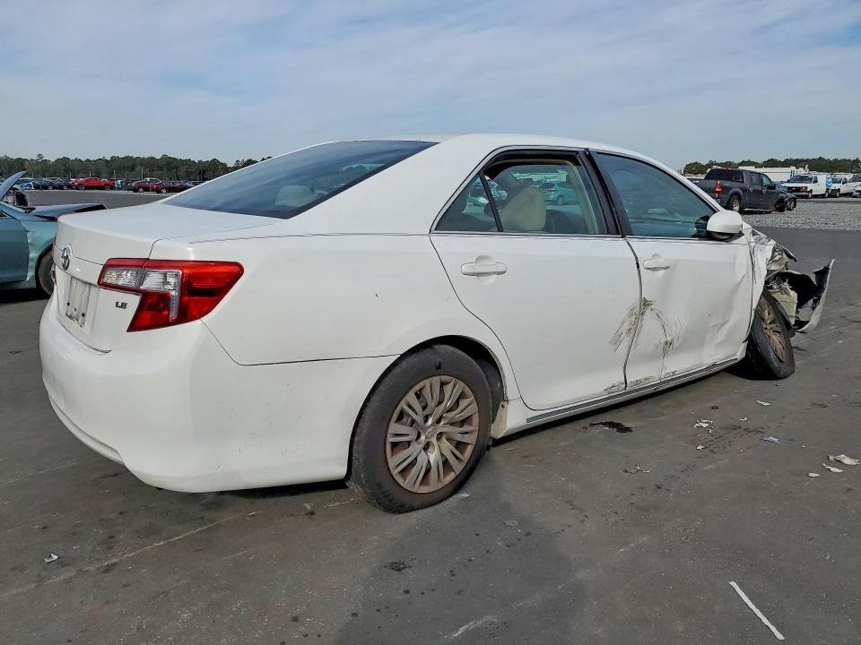 2014 Toyota Camry l