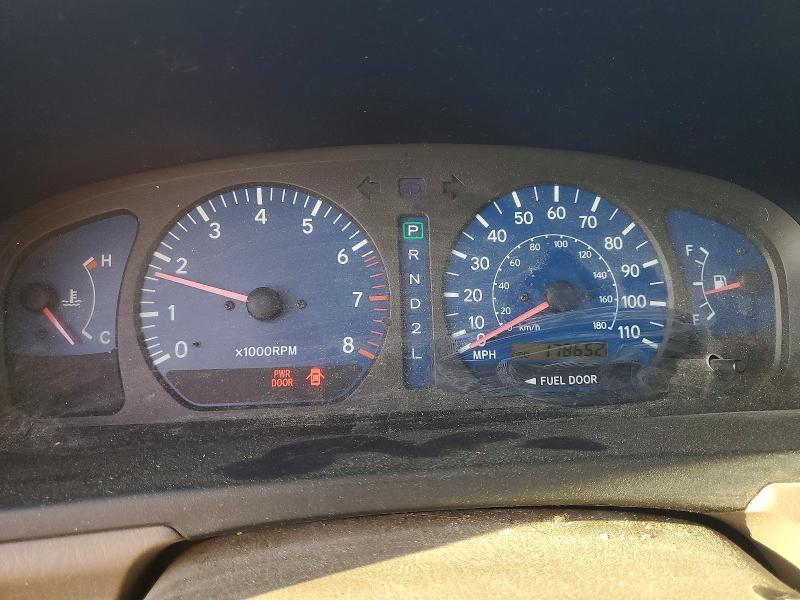 2003 Toyota Sienna le