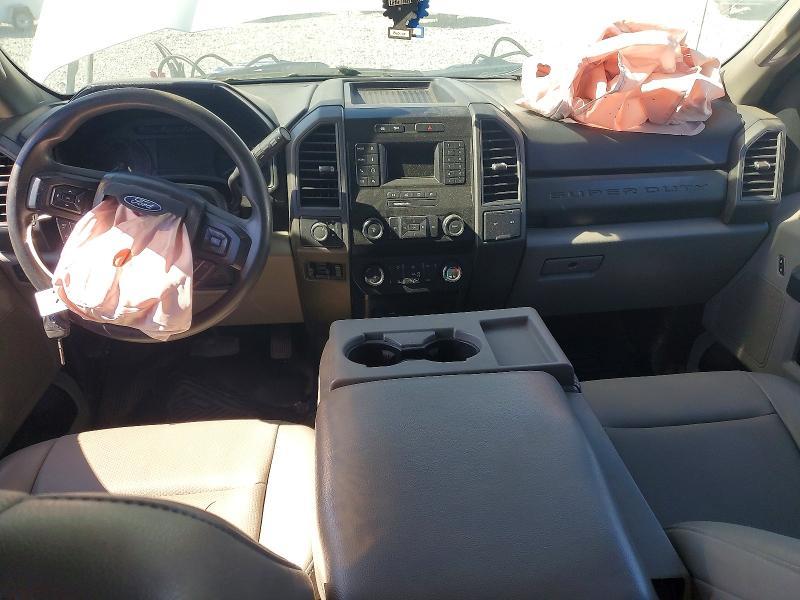 2021 Ford F550 Super Duty Flatbed Truck