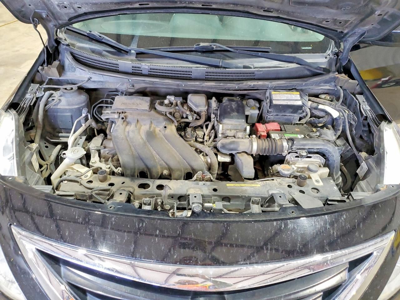 2017 Nissan Versa sv