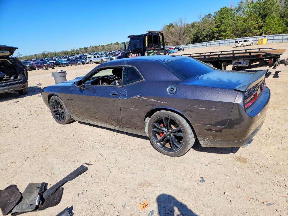 2016 Dodge Challenger r