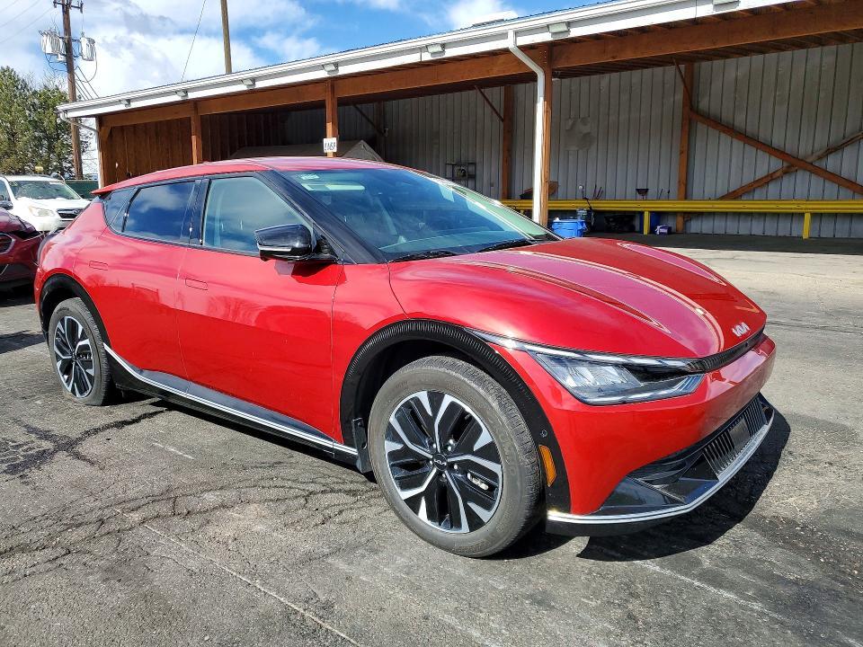 2022 KIA EV6 Light