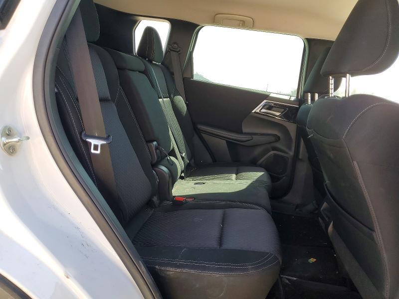 2023 Mitsubishi Outlander es