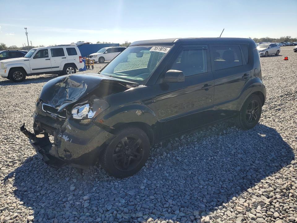 2011 KIA Soul +